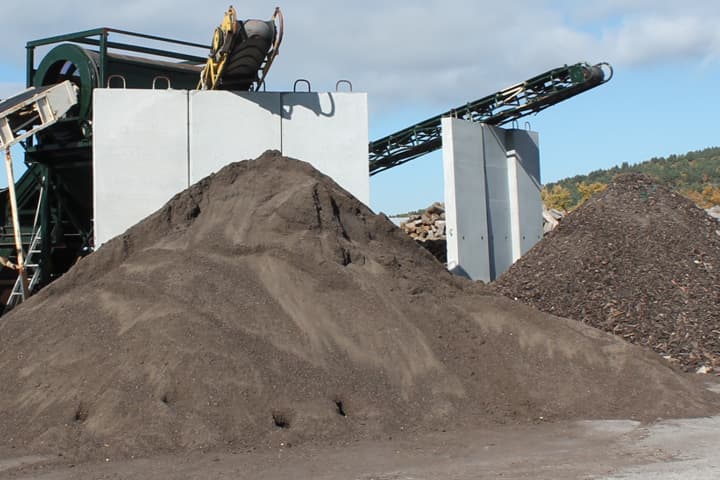 Distribución y venta de leña y carbón en Segovia y toda España - Leñas Ricosan - destacada página mantillo