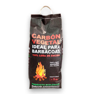 Distribución y venta de leña y carbón en Segovia y toda España - Leñas Ricosan - Carbón vegetal para restauración y calefacción, en saco de 5 kg