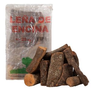 Distribución y venta de leña y carbón en Segovia y toda España - Leñas Ricosan - Leña de encina, en saco de 25 kg
